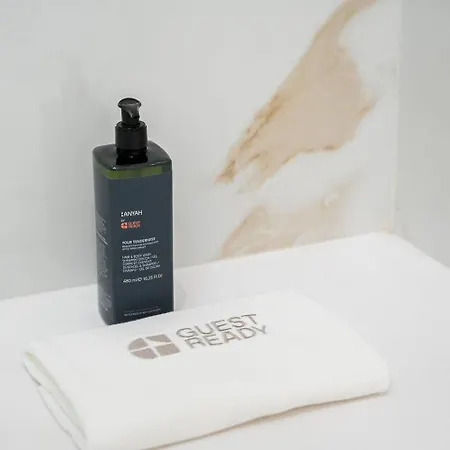 Guestready - Marble Root *