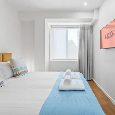 Guestready - Marble Root