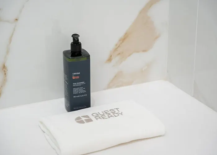 Guestready - Marble Root *