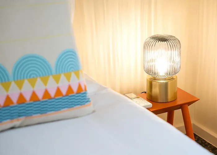 Daire Guestready - Marble Root